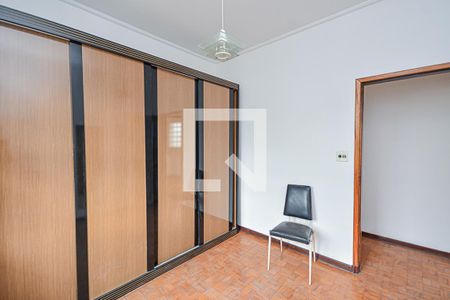 Quarto 2 de casa para alugar com 4 quartos, 180m² em Vila Marari, São Paulo