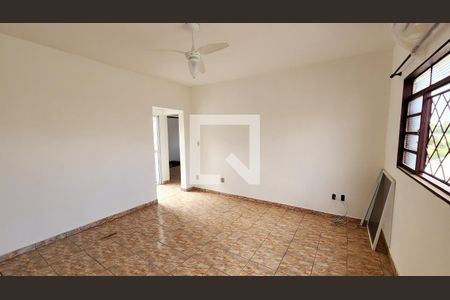 Sala de casa à venda com 3 quartos, 500m² em Jardim das Tulipas, Jundiaí