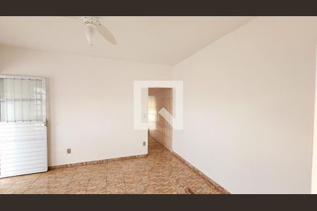 Sala de casa à venda com 3 quartos, 500m² em Jardim das Tulipas, Jundiaí