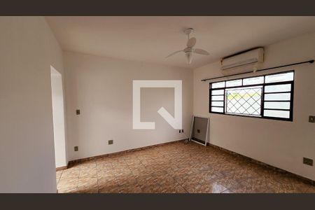 Sala de casa para alugar com 3 quartos, 500m² em Jardim das Tulipas, Jundiaí