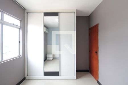 Quarto de apartamento à venda com 1 quarto, 40m² em Vila Paquetá, Belo Horizonte