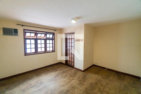 Quarto 1 de casa para alugar com 2 quartos, 87m² em Parque Jabaquara, São Paulo