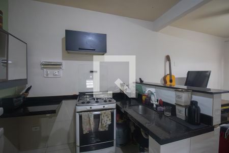 Cozinha de kitnet/studio para alugar com 1 quarto, 45m² em Rocha, São Gonçalo