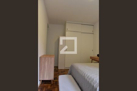 Quarto 1 de apartamento para alugar com 2 quartos, 80m² em Centro, Curitiba