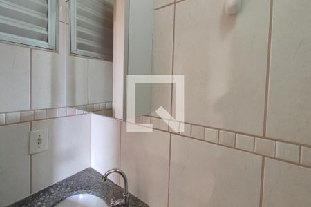 Banheiro Suíte de apartamento para alugar com 2 quartos, 57m² em Jardim Nova Europa, Campinas