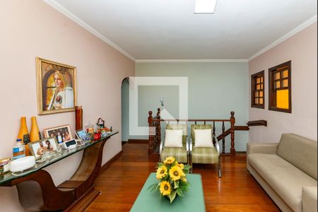 Sala 1 de casa à venda com 4 quartos, 180m² em Dom Cabral, Belo Horizonte