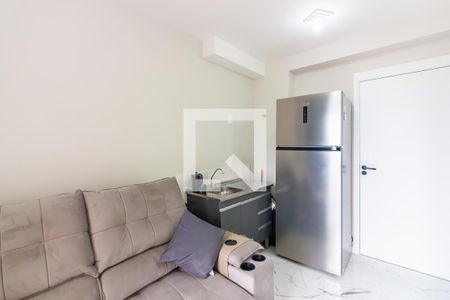 Sala e Cozinha  de apartamento para alugar com 1 quarto, 24m² em Bonfim, Osasco