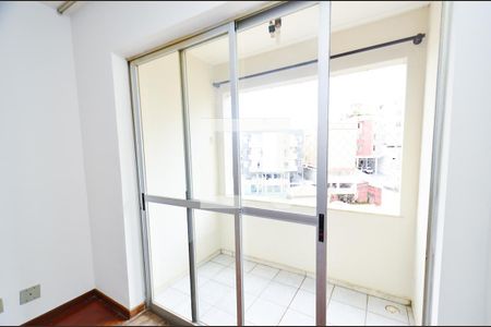 Sala de apartamento à venda com 2 quartos, 83m² em Horto, Belo Horizonte