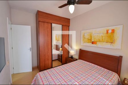 Quarto 1 de apartamento à venda com 2 quartos, 75m² em Tijuca, Rio de Janeiro