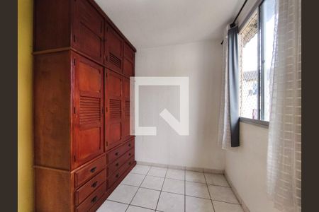 Quarto 1 de apartamento para alugar com 2 quartos, 43m² em Estácio, Rio de Janeiro