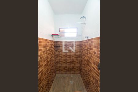 Banheiro de casa para alugar com 1 quarto, 35m² em Americanópolis, São Paulo