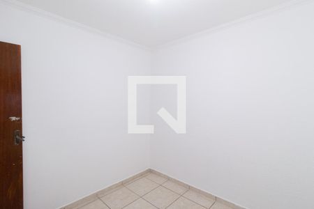 Quarto 1 de casa para alugar com 3 quartos, 100m² em Vila Veloso, Carapicuíba