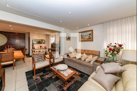 Sala 1 de apartamento para alugar com 4 quartos, 270m² em Buritis, Belo Horizonte