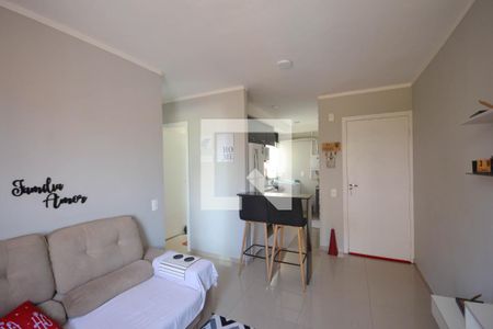 Sala de apartamento para alugar com 2 quartos, 42m² em Cerâmica, Nova Iguaçu