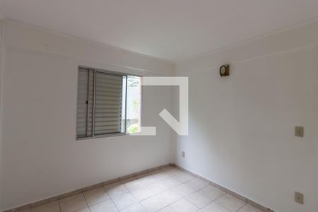 Quarto 2 de apartamento para alugar com 2 quartos, 40m² em Itaquera, São Paulo