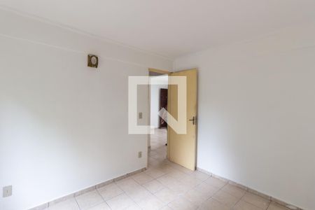 Quarto 2 de apartamento para alugar com 2 quartos, 40m² em Itaquera, São Paulo