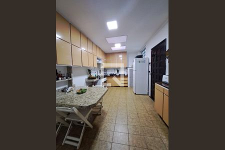 Cozinha de casa para alugar com 3 quartos, 315m² em Vila Albertina, São Paulo