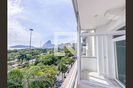 Varanda de apartamento para alugar com 6 quartos, 220m² em Flamengo, Rio de Janeiro