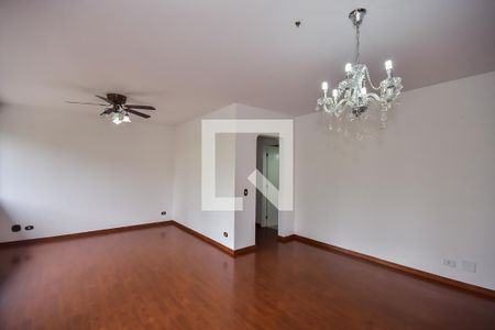 Sala de apartamento para alugar com 3 quartos, 117m² em Vila Suzana, São Paulo