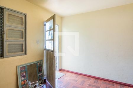 Sala de casa à venda com 2 quartos, 150m² em Santa Tereza, Porto Alegre