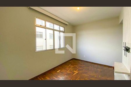 Sala de apartamento à venda com 2 quartos, 72m² em Nova Suíça, Belo Horizonte