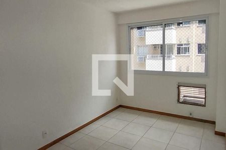 Apartamento à venda com 2 quartos, 57m² em Pendotiba, Niterói