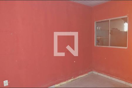 Quarto de casa para alugar com 2 quartos, 90m² em Estância Velha, Canoas