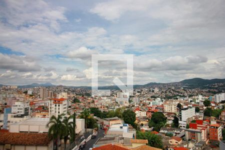 Vista da Sala de Estar de apartamento à venda com 2 quartos, 130m² em Sagrada Família, Belo Horizonte