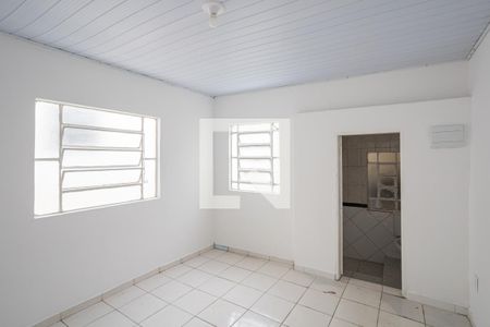 Quarto de casa para alugar com 1 quarto, 49m² em Vila Yolanda, Osasco