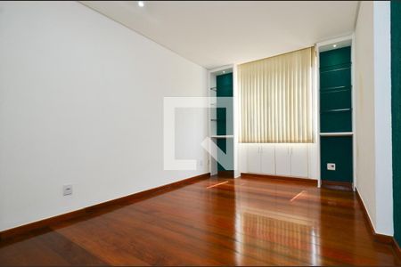 Sala de apartamento para alugar com 2 quartos, 55m² em Cidade Nova, Belo Horizonte