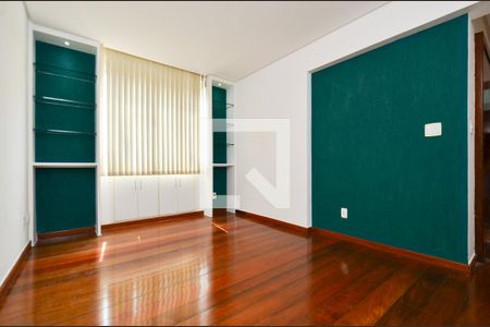 Sala de apartamento para alugar com 2 quartos, 55m² em Cidade Nova, Belo Horizonte