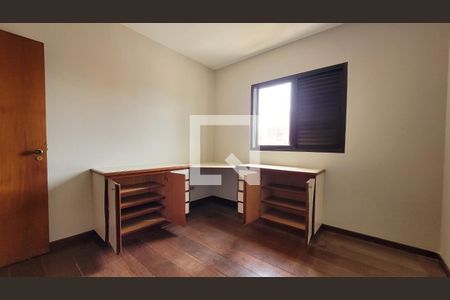 Quarto de apartamento à venda com 3 quartos, 168m² em Jardim, Santo André