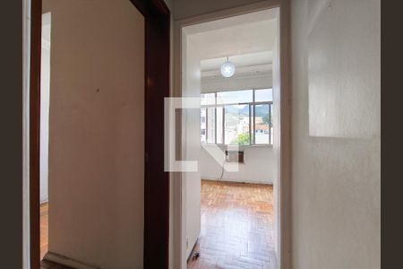 Corredor de apartamento à venda com 1 quarto, 60m² em Tijuca, Rio de Janeiro