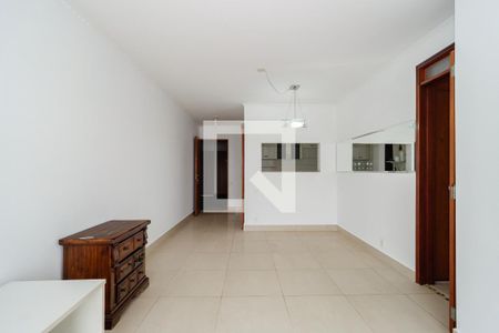 Sala de apartamento para alugar com 3 quartos, 70m² em Jardim Ampliacao, São Paulo