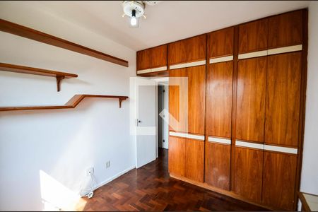 Quarto de apartamento para alugar com 2 quartos, 50m² em Grajaú, Rio de Janeiro