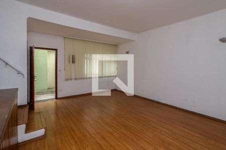 Sala de casa para alugar com 2 quartos, 120m² em Vila Liviero, São Paulo