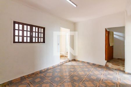 Sala  de casa para alugar com 3 quartos, 268m² em Km 18, Osasco