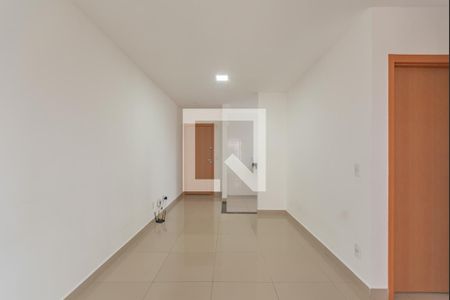 Sala de apartamento para alugar com 2 quartos, 50m² em Planalto, Belo Horizonte