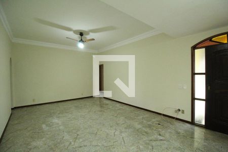 Sala de casa de condomínio para alugar com 3 quartos, 149m² em Taquara, Rio de Janeiro