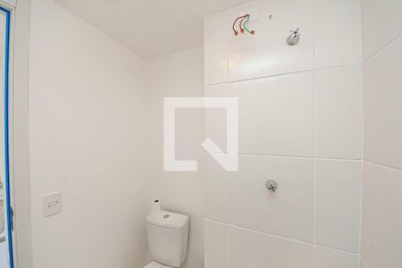 Banheiro de apartamento para alugar com 1 quarto, 15m² em Vila Santa Clara, São Paulo