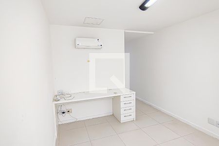 Studio de kitnet/studio para alugar com 0 quarto, 28m² em Camorim, Rio de Janeiro