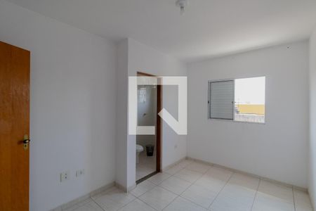 Suíte 1 de casa de condomínio para alugar com 2 quartos, 65m² em Vila Ré, São Paulo