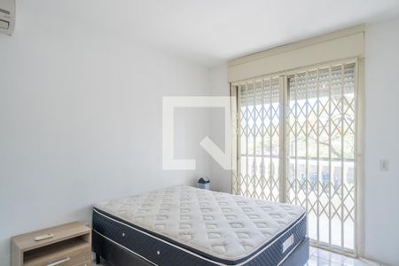 Quarto 2 de apartamento para alugar com 2 quartos, 50m² em Medianeira, Porto Alegre