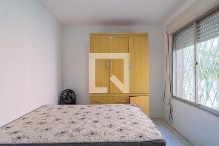 Quarto 1 de apartamento para alugar com 2 quartos, 50m² em Medianeira, Porto Alegre