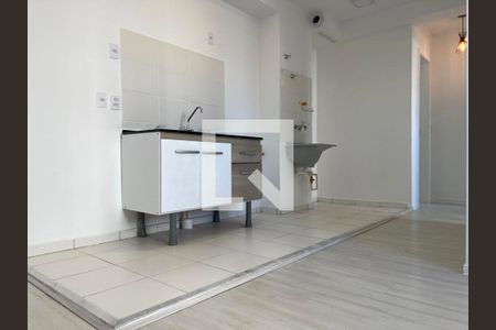 Apartamento à venda com 2 quartos, 40m² em Sítio da Figueira, São Paulo