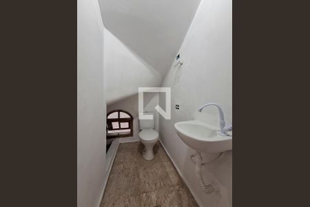 Lavabo de casa para alugar com 2 quartos, 100m² em Jardim São Paulo, São Paulo