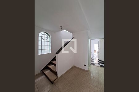 Hall de casa para alugar com 2 quartos, 100m² em Jardim São Paulo, São Paulo