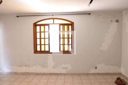 Sala de casa para alugar com 3 quartos, 244m² em Jardim Guanabara Iii, Goiânia