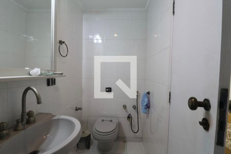 Apartamento para alugar com 130m², 3 quartos e 1 vaga Apartamento para alugar com 130m², 3 quartos e 1 vagaBanheiro Suíte