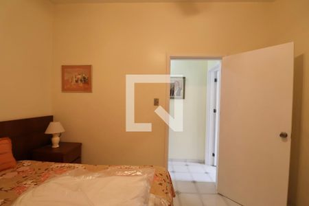 Apartamento para alugar com 130m², 3 quartos e 1 vaga Apartamento para alugar com 130m², 3 quartos e 1 vagaQuarto